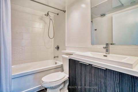 Photo 15 at 710 - 2 Sonic Way, Flemingdon Park, Toronto