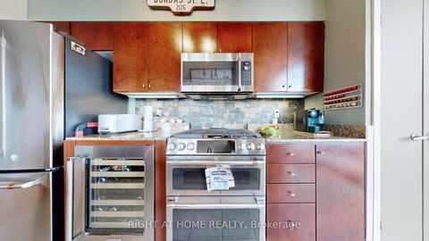 Photo 15 at 2102 - 5 Mariner Terrace, Waterfront Communities C1, Toronto