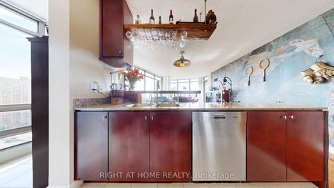 Photo 16 at 2102 - 5 Mariner Terrace, Waterfront Communities C1, Toronto