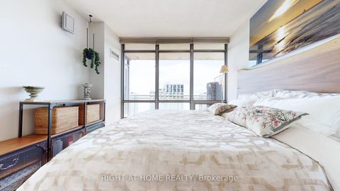 Photo 19 at 2102 - 5 Mariner Terrace, Waterfront Communities C1, Toronto