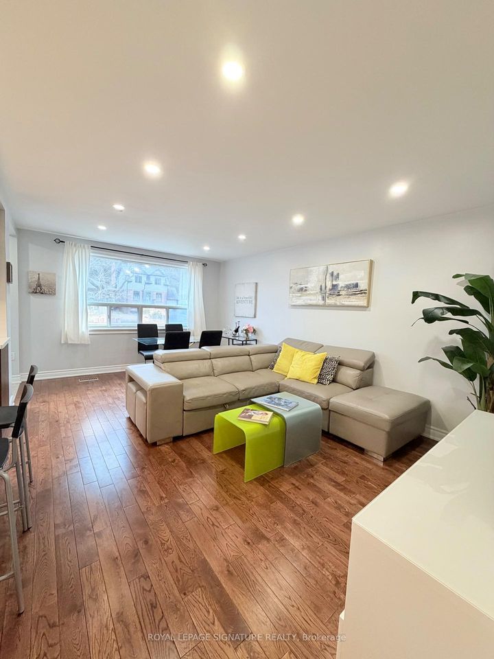 Photo 9 at 67 South Kingsway, Swansea, Toronto