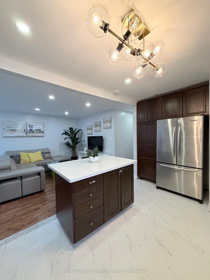 Photo 19 at 67 South Kingsway, Swansea, Toronto