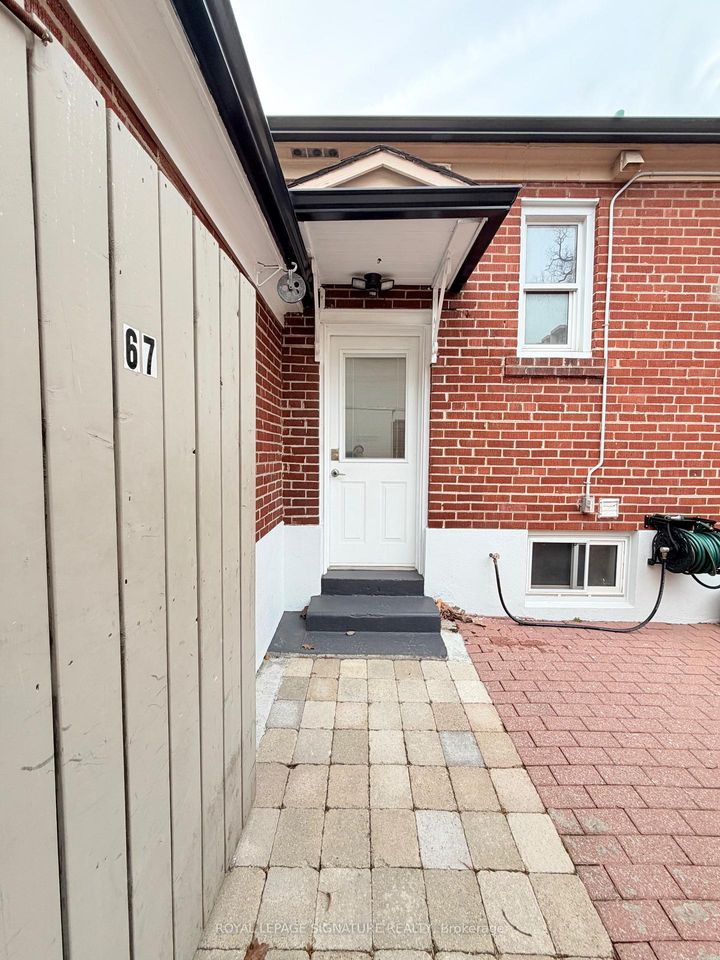 Photo 31 at 67 South Kingsway, Swansea, Toronto