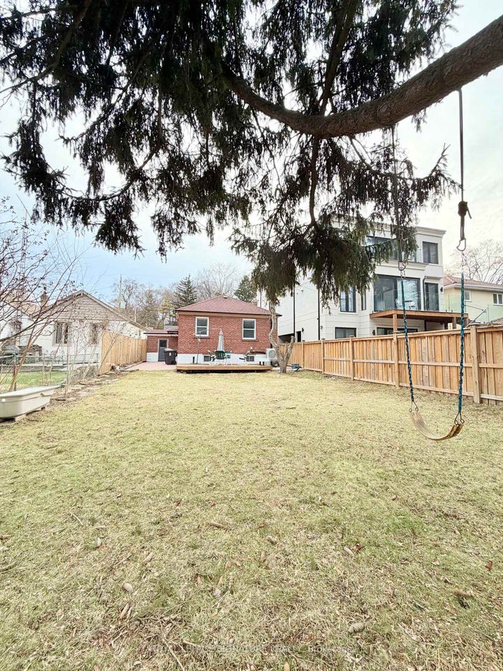 Photo 34 at 67 South Kingsway, Swansea, Toronto