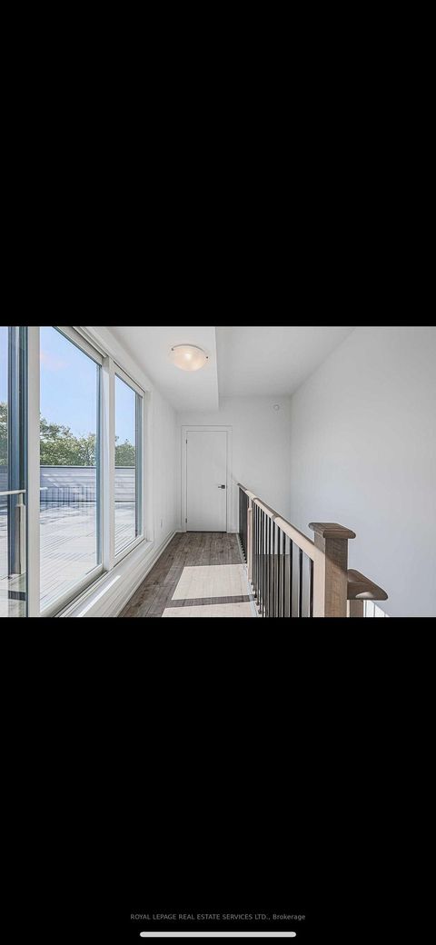 Photo 14 at 23 - 28 Marina Avenue, Long Branch, Toronto