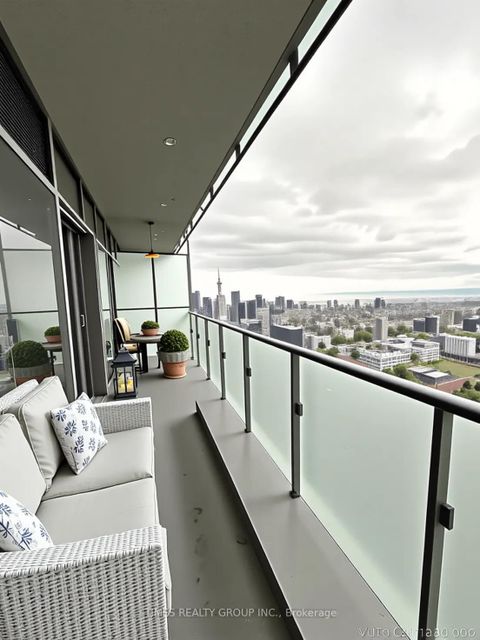 Photo 2 at LPH3 - 1080 Bay Street, Bay Street Corridor, Toronto