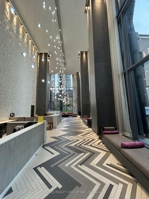 Photo 8 at LPH3 - 1080 Bay Street, Bay Street Corridor, Toronto