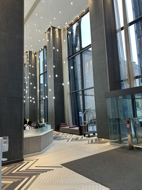 Photo 9 at LPH3 - 1080 Bay Street, Bay Street Corridor, Toronto