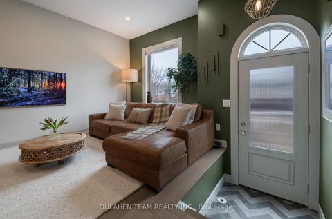 Photo 1 at 7 Glenn Morrow Mews, Danforth, Toronto