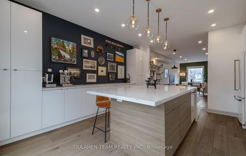 Photo 7 at 7 Glenn Morrow Mews, Danforth, Toronto