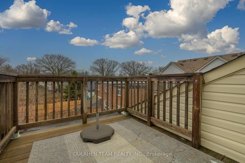 Photo 13 at 7 Glenn Morrow Mews, Danforth, Toronto