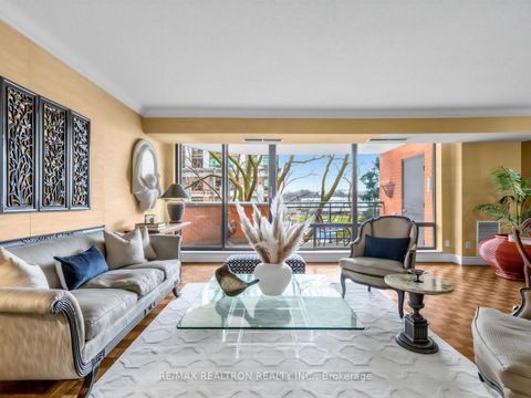 Photo 7 at 404 - 260 Heath Street W, Forest Hill South, Toronto