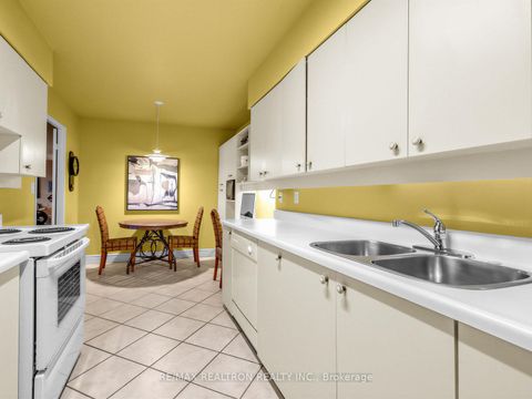 Photo 16 at 404 - 260 Heath Street W, Forest Hill South, Toronto