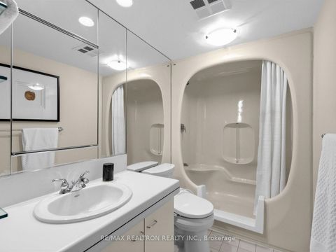 Photo 20 at 404 - 260 Heath Street W, Forest Hill South, Toronto