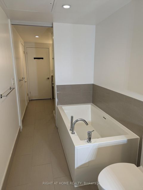 Photo 17 at 1907 - 390 Cherry Street, Waterfront Communities C8, Toronto