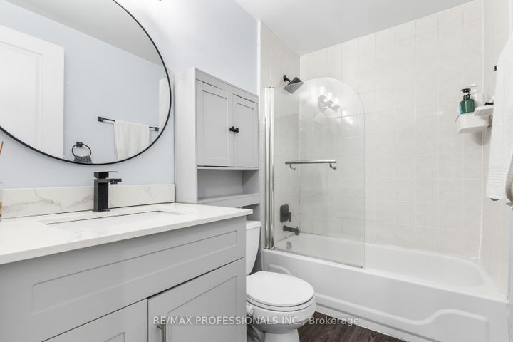 Photo 13 at 105 - 412 Jarvis Street, Yonge Corridor, Toronto