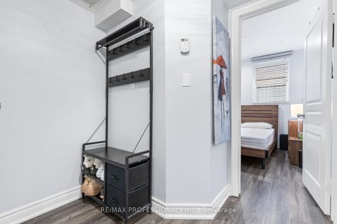 Photo 2 at 105 - 412 Jarvis Street, Yonge Corridor, Toronto