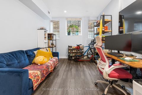 Photo 5 at 105 - 412 Jarvis Street, Yonge Corridor, Toronto