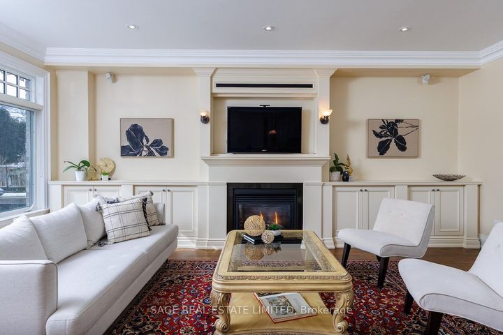 Photo 22 at 19 Carmichael Avenue, Nortown, Toronto