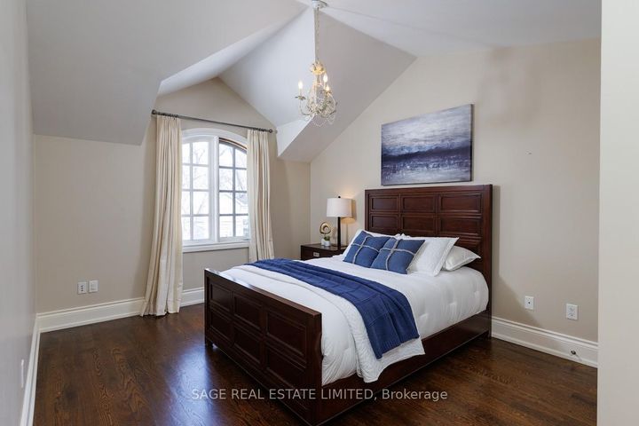 Photo 35 at 19 Carmichael Avenue, Nortown, Toronto