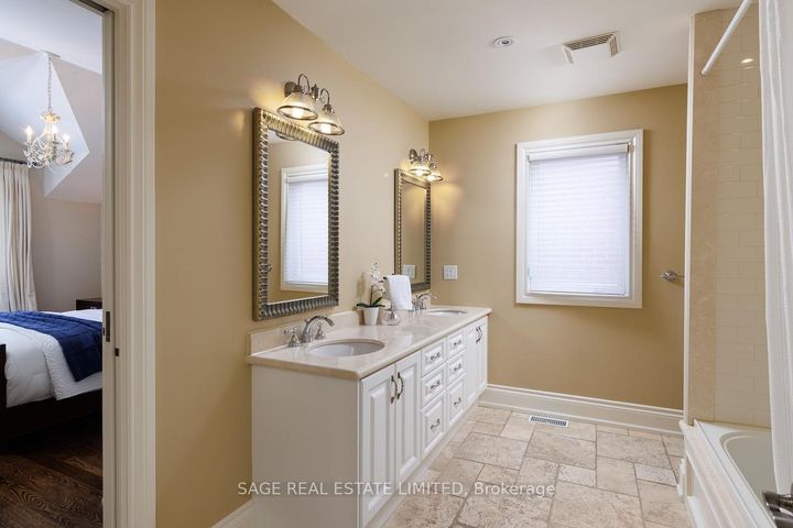 Photo 39 at 19 Carmichael Avenue, Nortown, Toronto