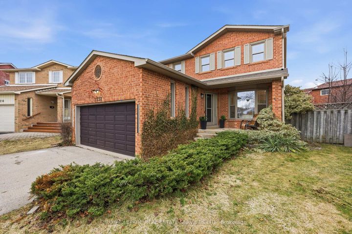 Photo 4 at 1332 Quinpool Court, Creditview, Mississauga