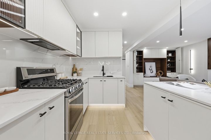 Photo 14 at 1332 Quinpool Court, Creditview, Mississauga