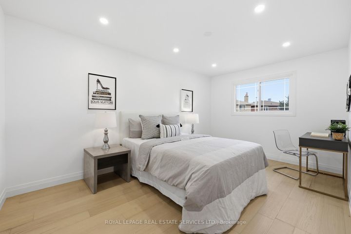 Photo 25 at 1332 Quinpool Court, Creditview, Mississauga