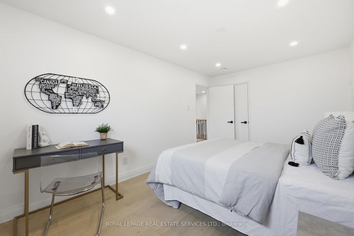 Photo 26 at 1332 Quinpool Court, Creditview, Mississauga