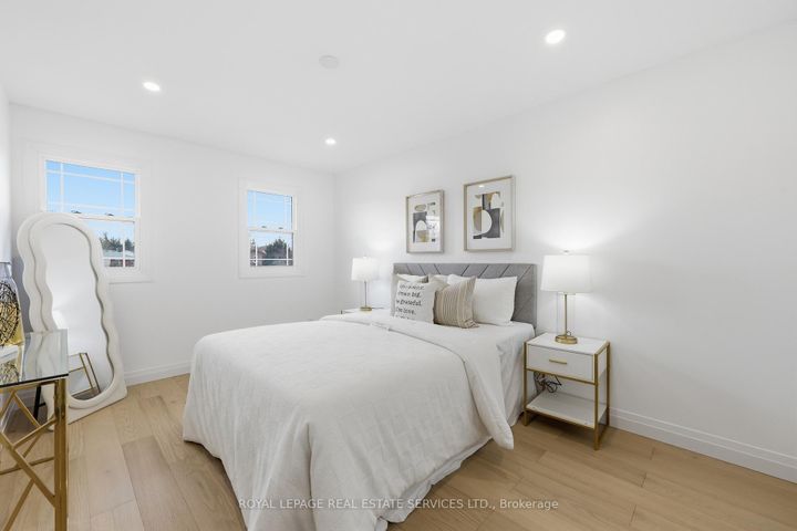 Photo 28 at 1332 Quinpool Court, Creditview, Mississauga