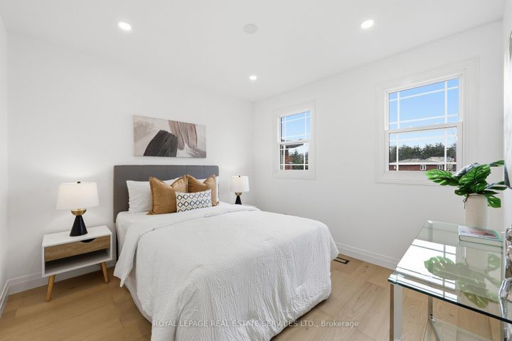 Photo 31 at 1332 Quinpool Court, Creditview, Mississauga