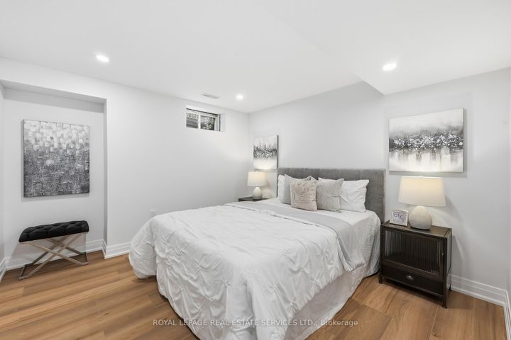 Photo 36 at 1332 Quinpool Court, Creditview, Mississauga