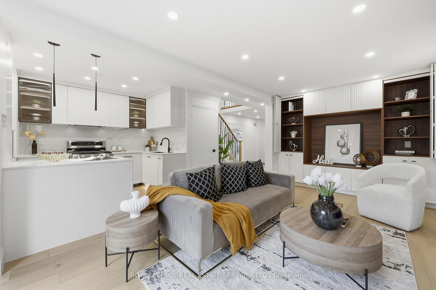 1332 Quinpool Court, Creditview, Mississauga by Loree Meneguzzi Real Estate 1332 Quinpool Court, Creditview, Mississauga