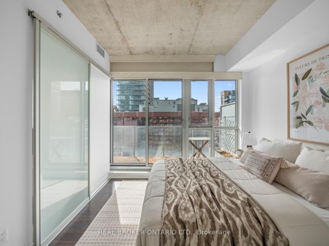 Photo 14 at 1502 - 375 King Street W, Waterfront Communities C1, Toronto