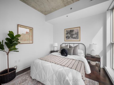 Photo 17 at 1502 - 375 King Street W, Waterfront Communities C1, Toronto