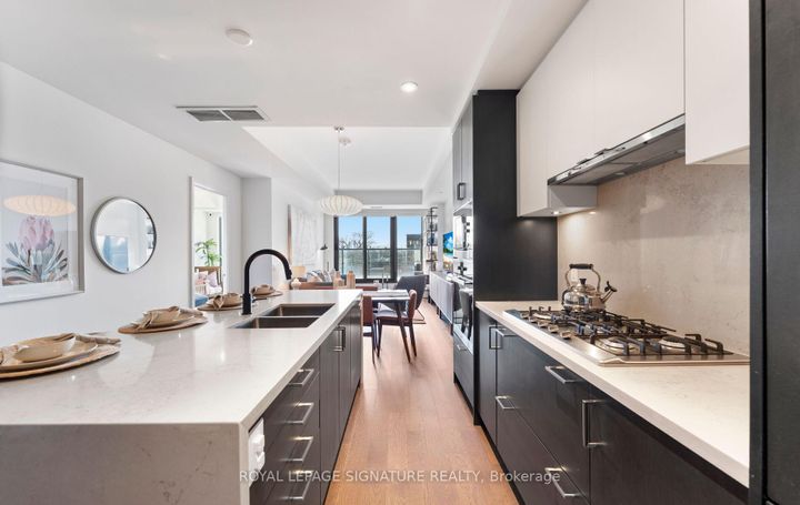 Photo 11 at 408 - 280 Howland Avenue, Annex, Toronto