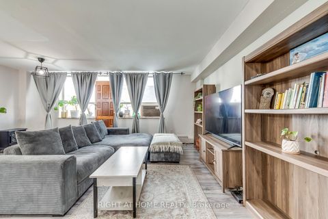 Photo 6 at 103 - 3460 Keele Street, York University Heights, Toronto