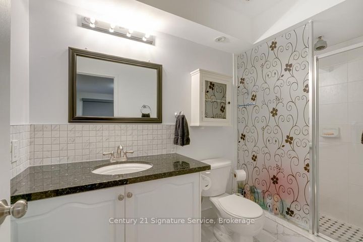 Photo 15 at 45 - 3175 Kirwin Avenue, Cooksville, Mississauga