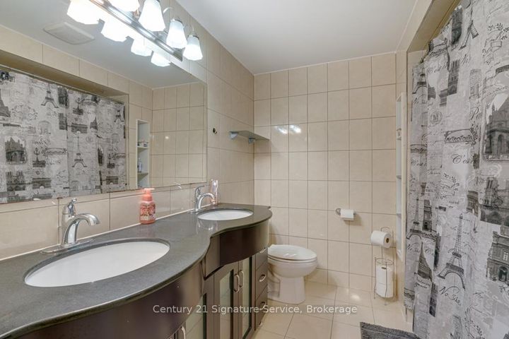 Photo 27 at 45 - 3175 Kirwin Avenue, Cooksville, Mississauga