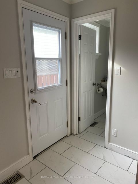 Photo 9 at 459 Dixon Boulevard, Central Newmarket, Newmarket