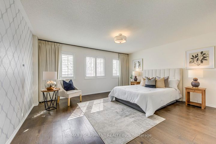 Photo 20 at 4200 Fuller Crescent, Alton, Burlington