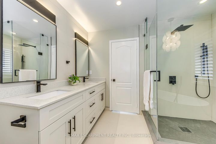 Photo 22 at 4200 Fuller Crescent, Alton, Burlington