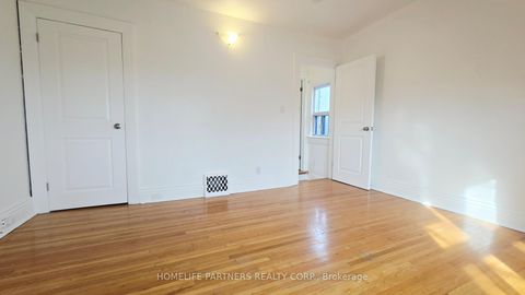 Photo 15 at 86 Macdonell Avenue, Roncesvalles, Toronto