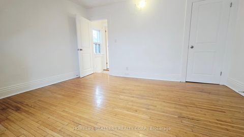 Photo 18 at 86 Macdonell Avenue, Roncesvalles, Toronto