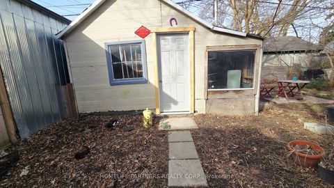 Photo 22 at 86 Macdonell Avenue, Roncesvalles, Toronto