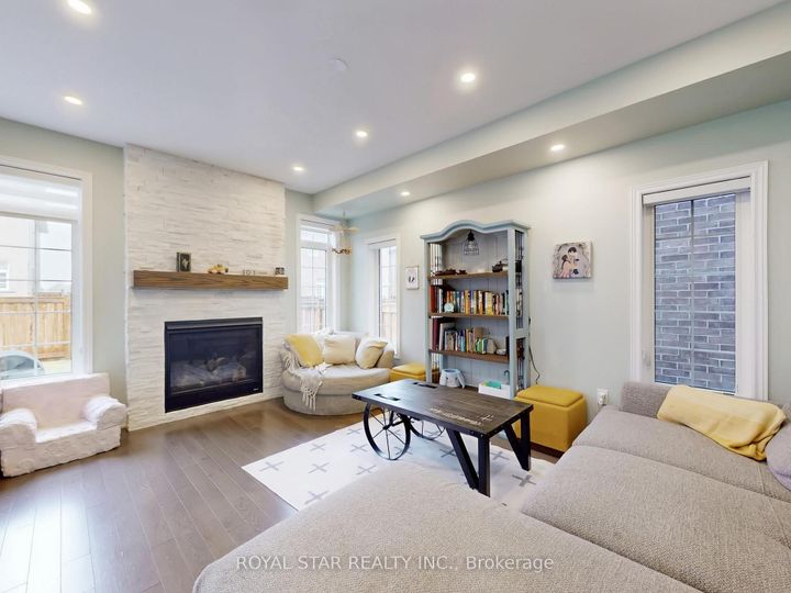 Photo 6 at 20 Walworth Street, Georgetown, Halton Hills