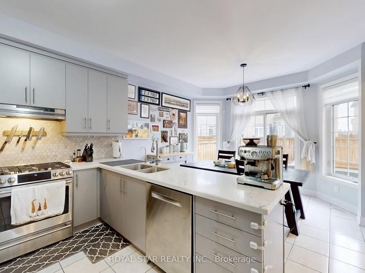 Photo 12 at 20 Walworth Street, Georgetown, Halton Hills