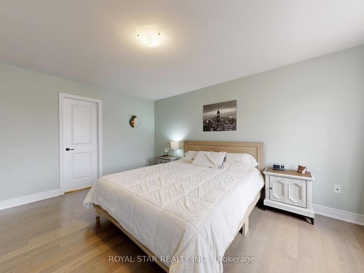 Photo 24 at 20 Walworth Street, Georgetown, Halton Hills