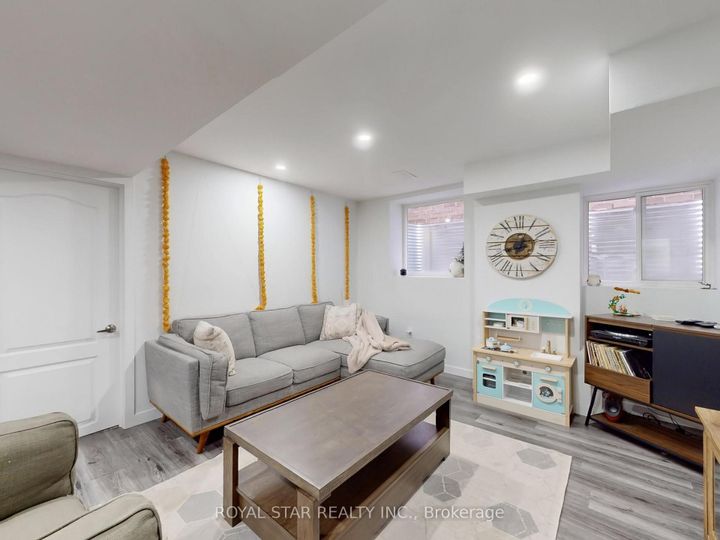 Photo 37 at 20 Walworth Street, Georgetown, Halton Hills