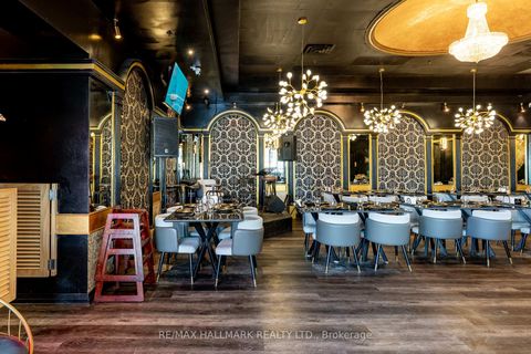 Photo 3 at 7A - 1027 Finch Avenue W, York University Heights, Toronto